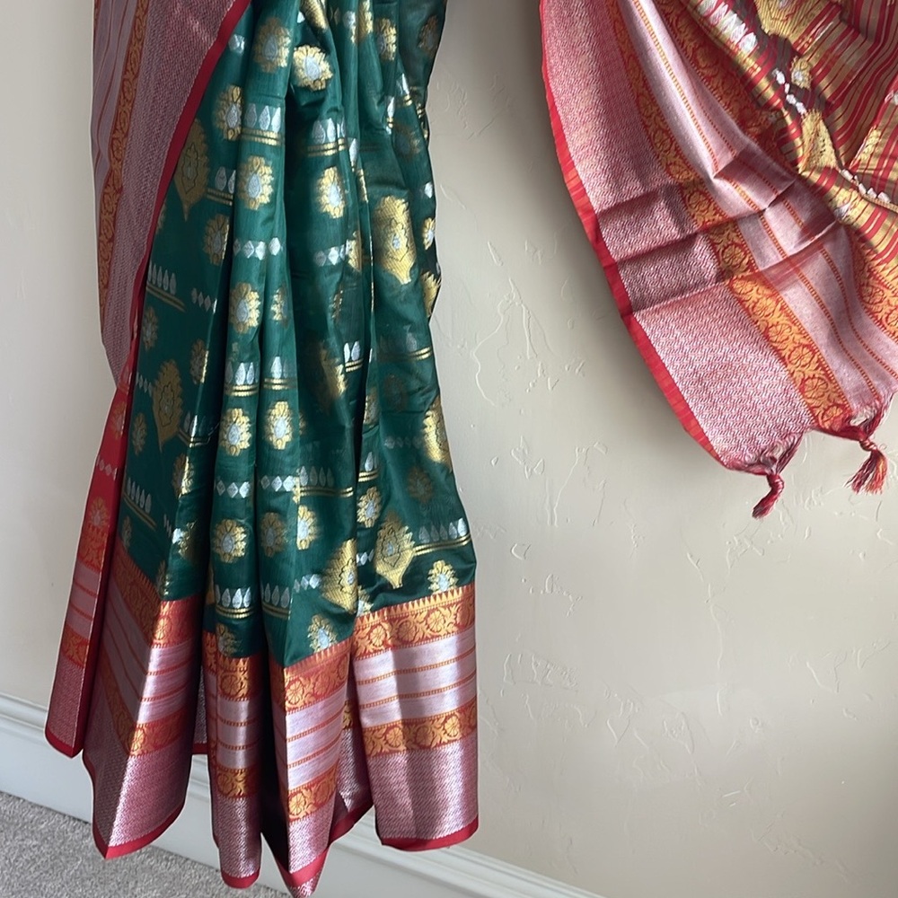Indian saree - Picture 12 of 12
